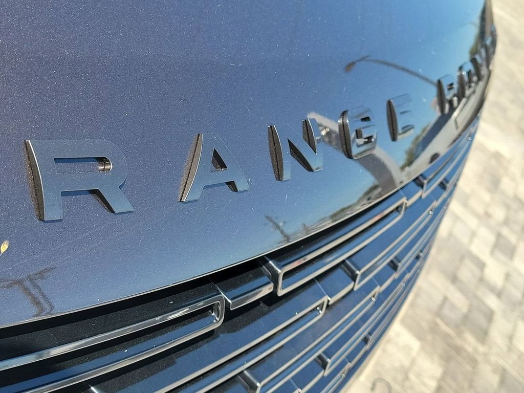 New 2026 Charente Grey Land Rover SE image 9