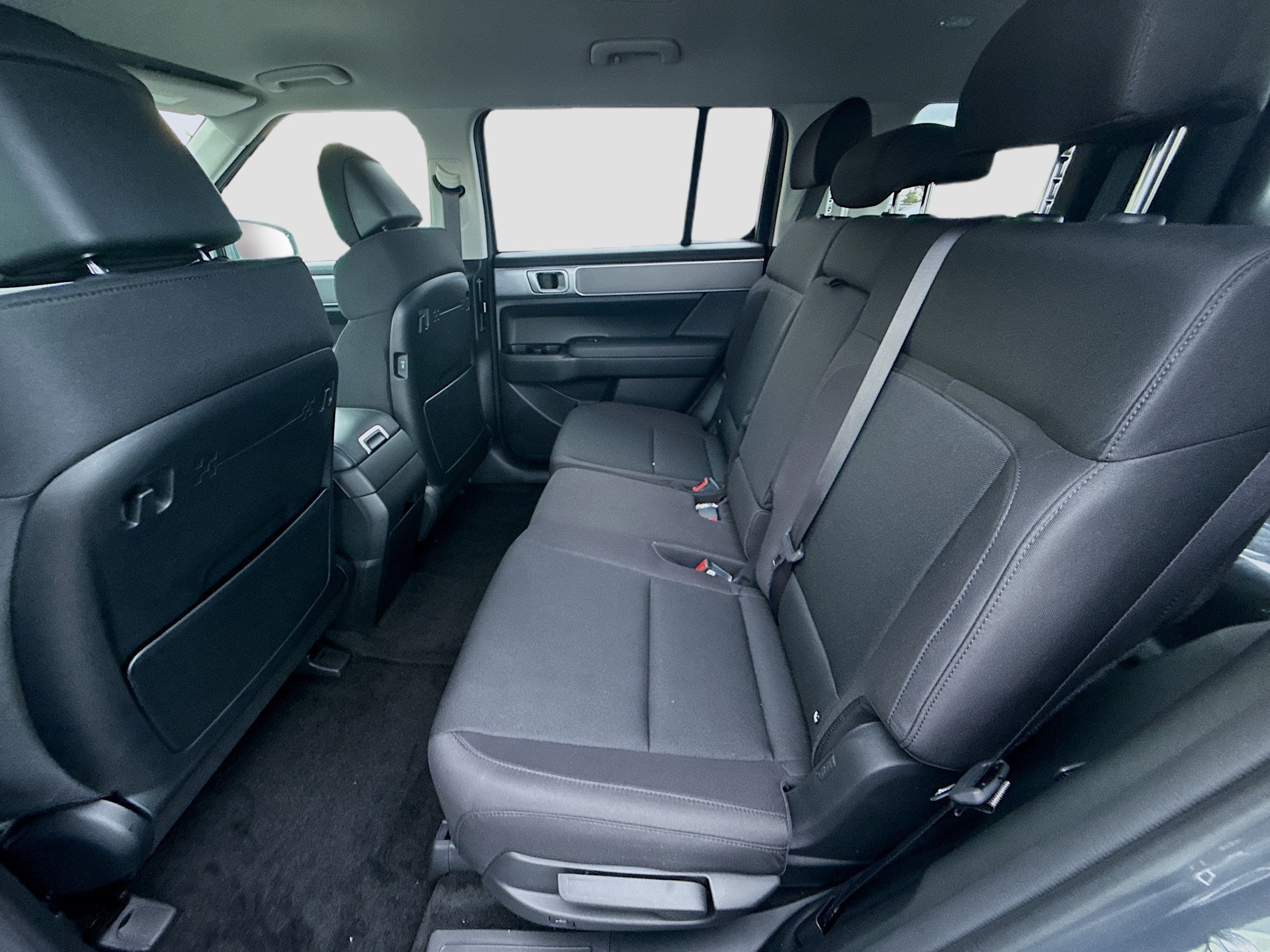 New 2026 Ecotronic Gray Hyundai SE image 41