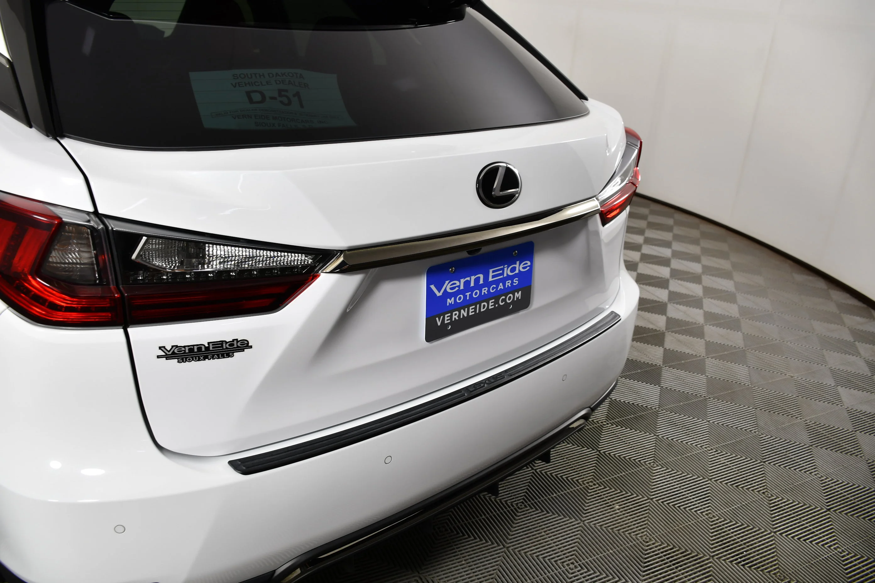 Used 2022 Ultra White Lexus RX 350 F SPORT Handling image 15