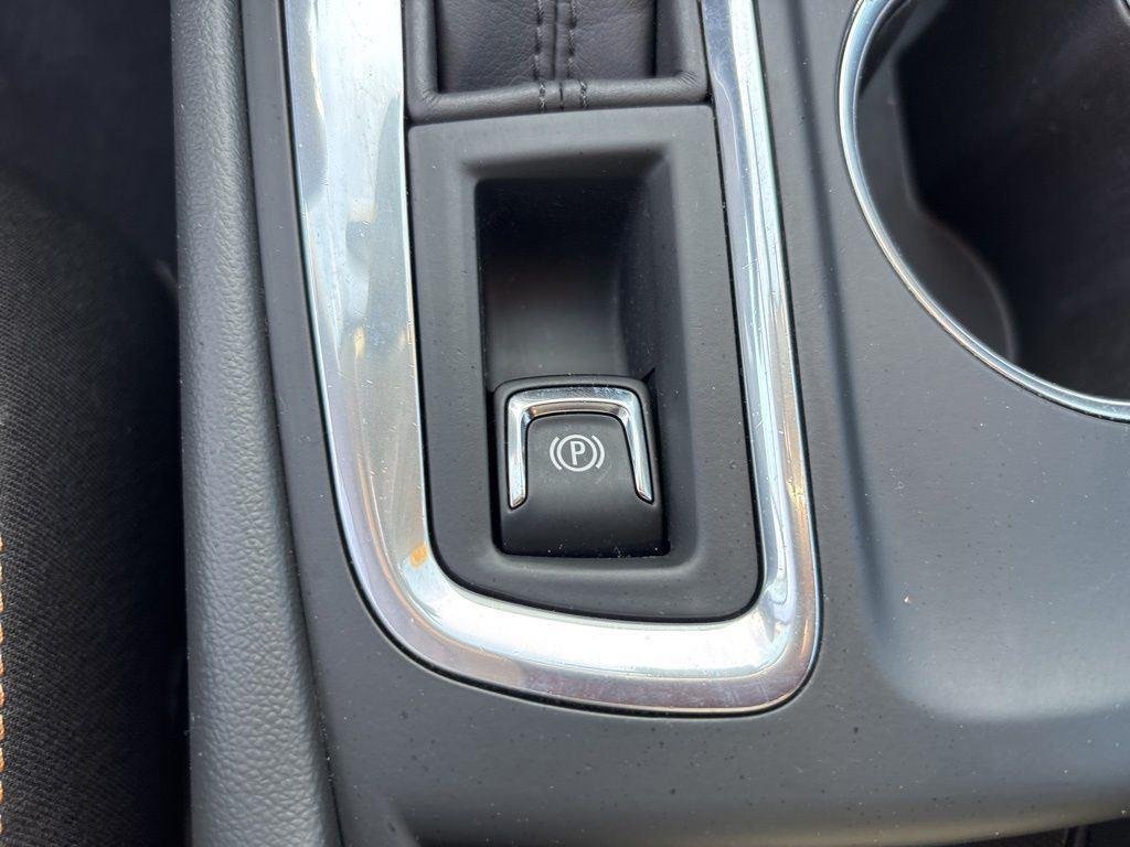 Used 2020 Summit White Chevrolet LT image 28