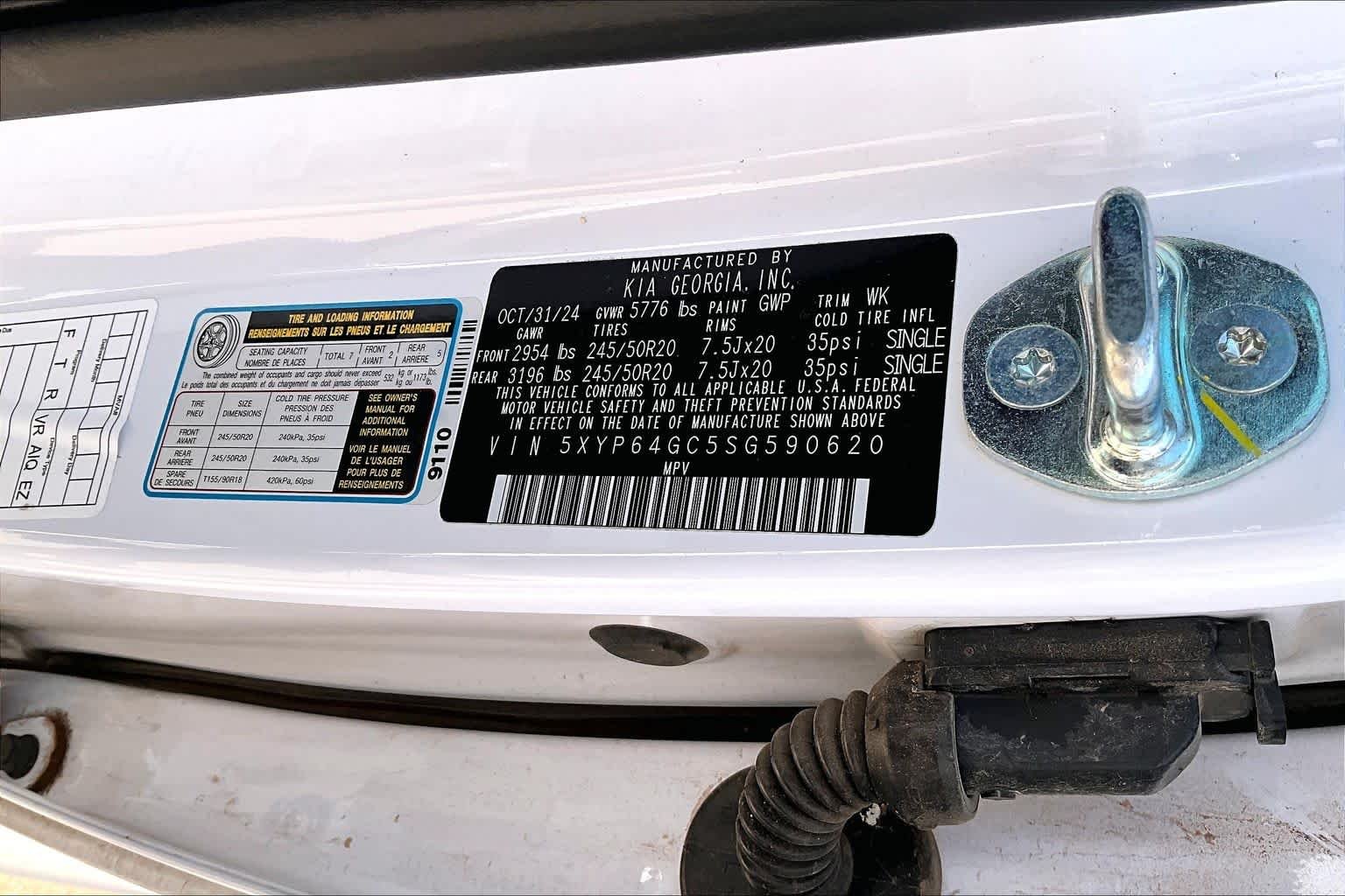 Used 2025 Glacial White Pearl Kia S image 29