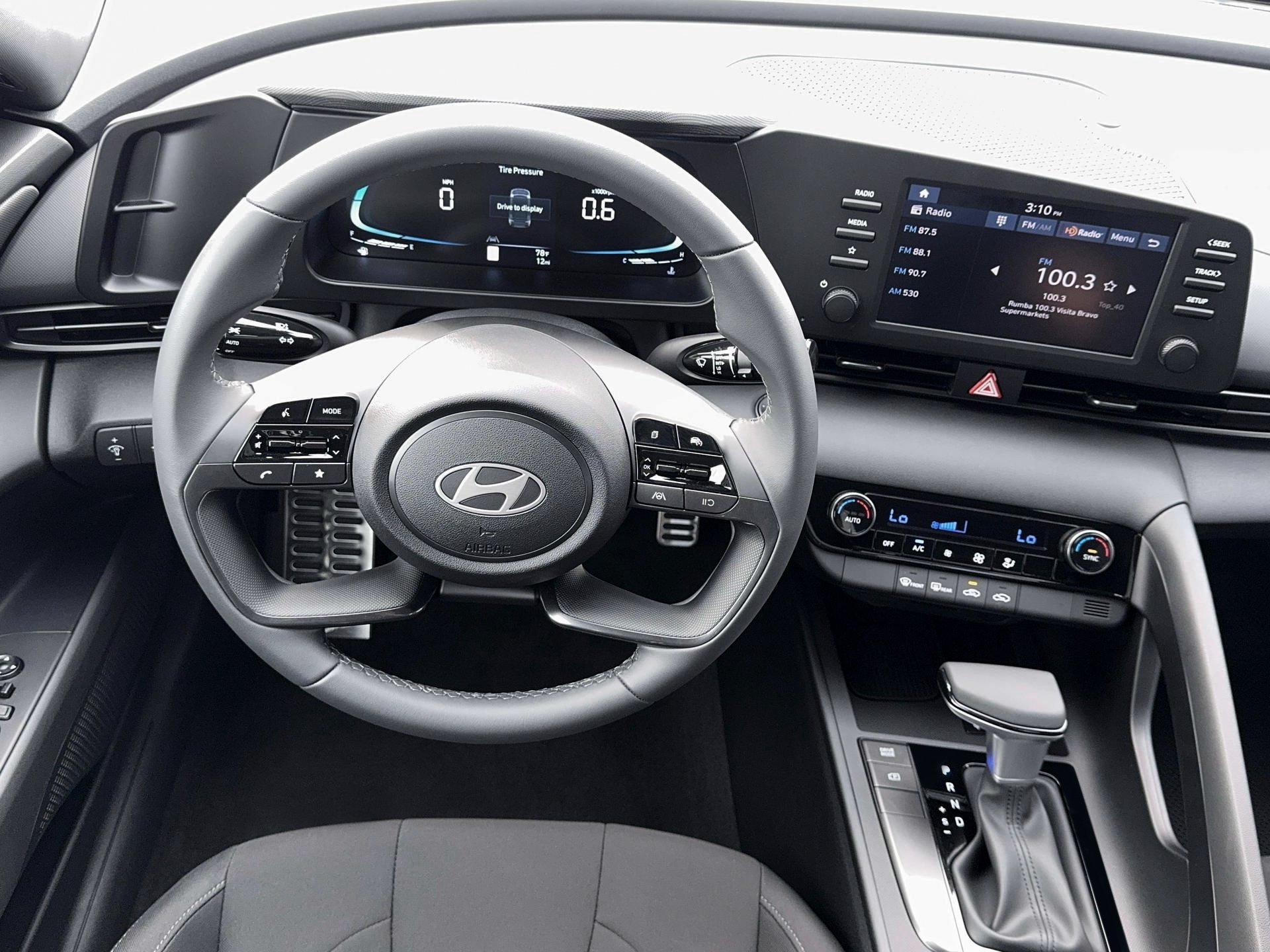 New 2026 Amazon Gray Hyundai SEL Sport image 17