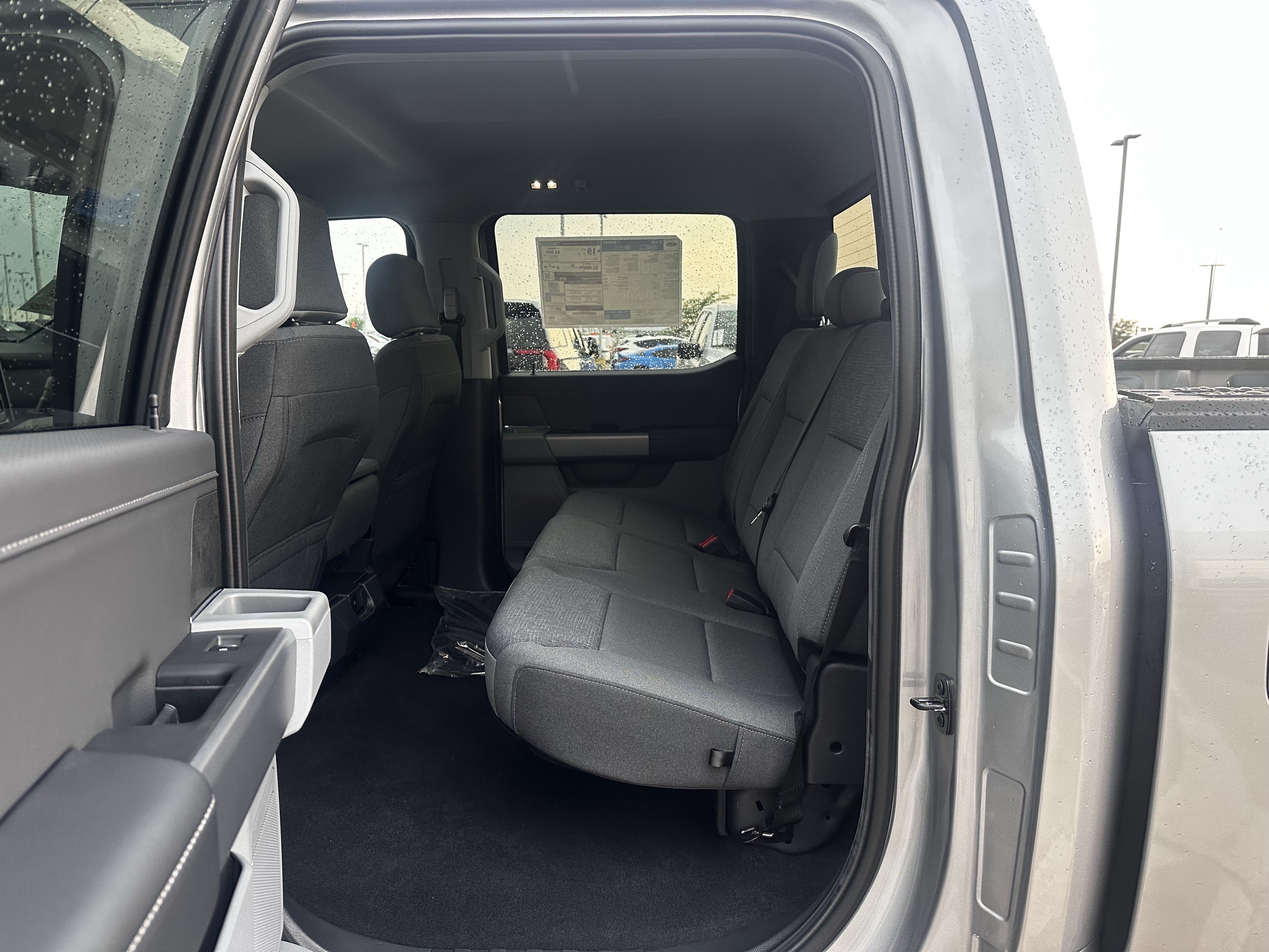 New 2026 Carbonized Gray Metallic Ford XLT image 6