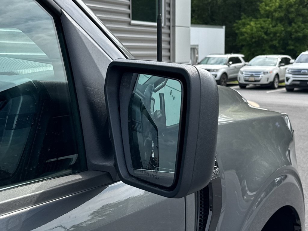 New 2026 Carbonized Gray Metallic Ford XLT image 23