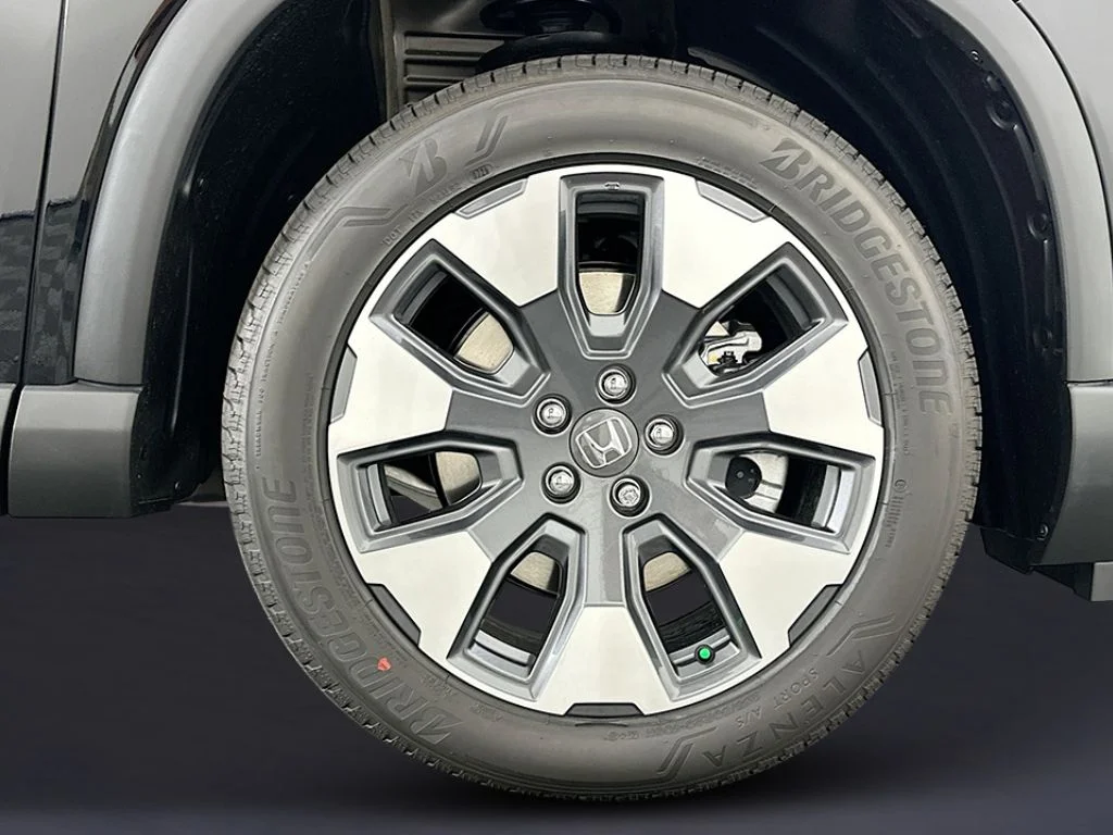 New 2026 Crystal Black Pearl Honda AWD Touring image 7