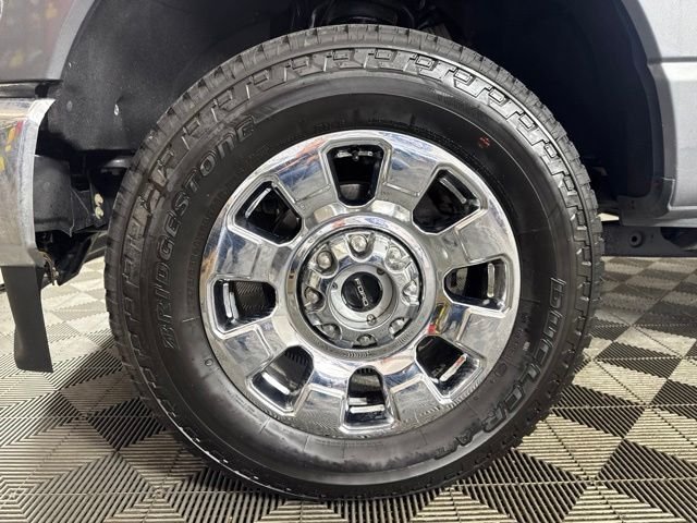 Used 2024 Gray Ford Lariat image 10