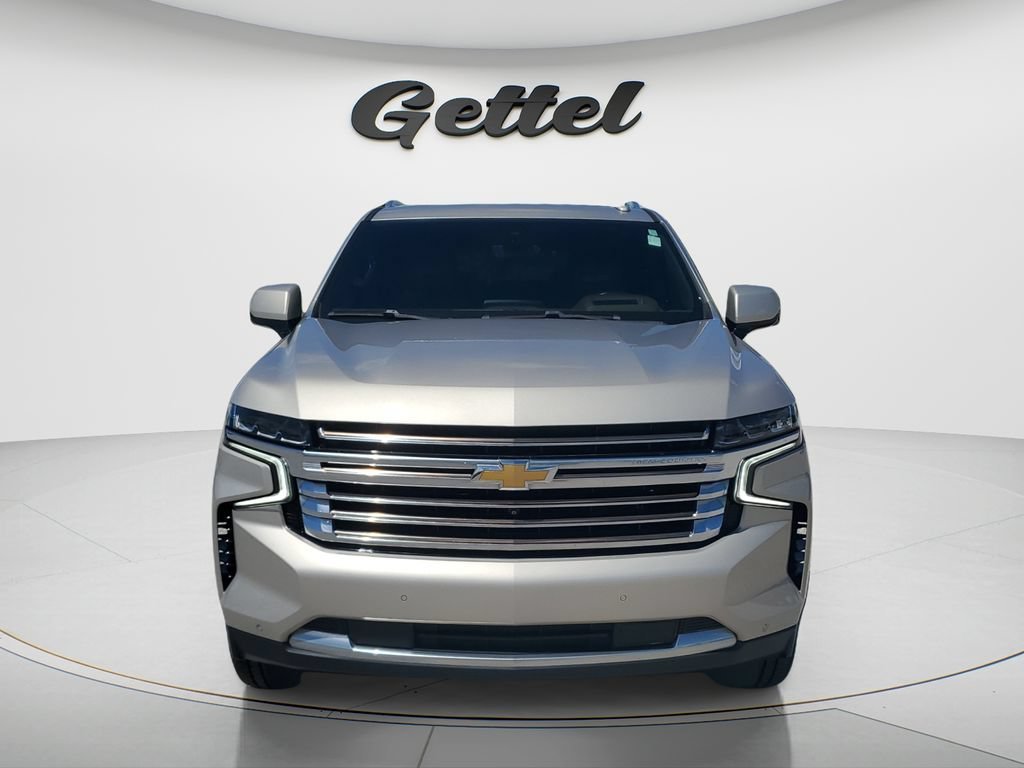 Used 2022 EMPIRE BEIGE METALLIC Chevrolet High Country image 8