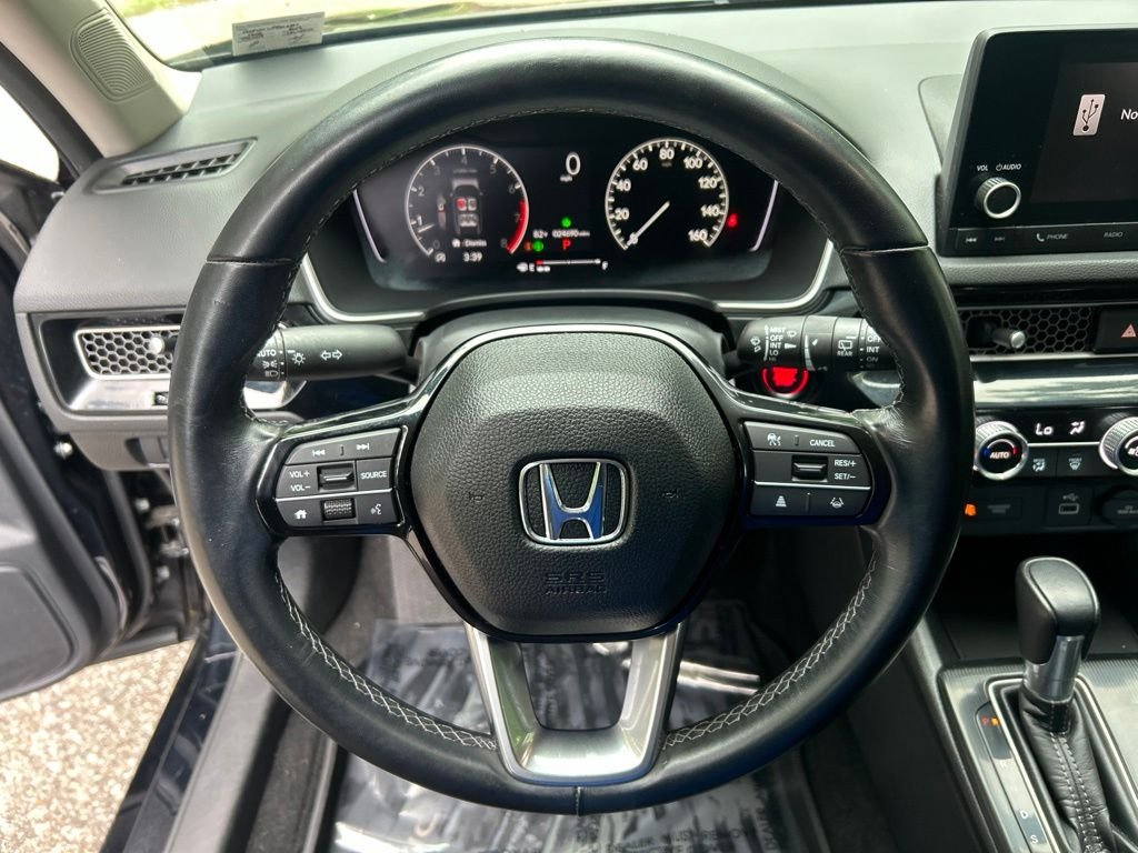 Used 2023 Black Honda EX-L image 21