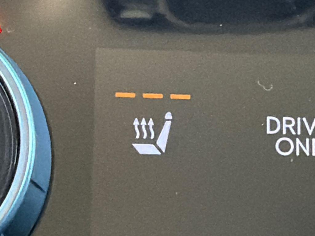New 2026 White Hyundai SEL AWD image 31