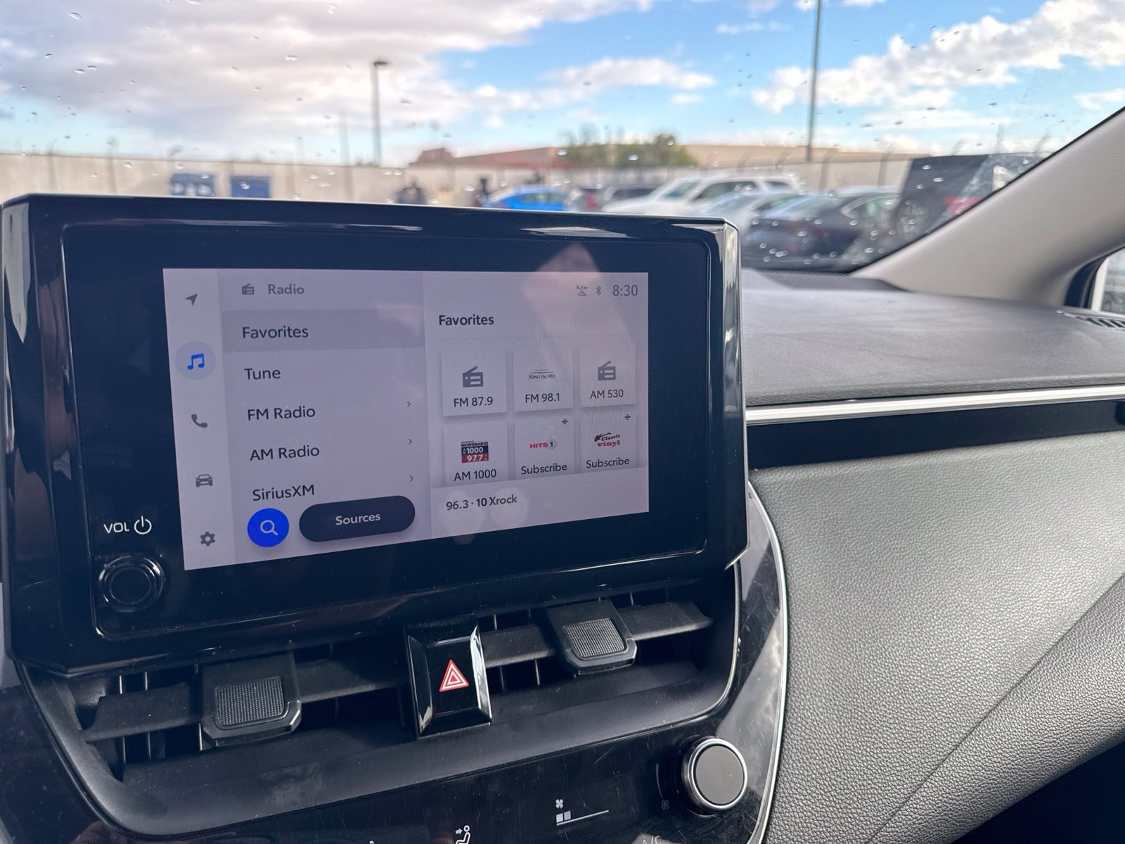 Used 2025 Ice Toyota LE image 10