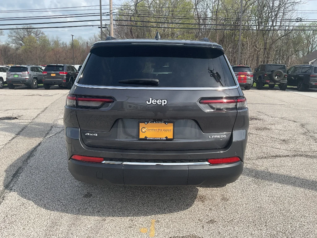 Used 2024 BALTIC GRAY METAL Jeep Laredo X image 6