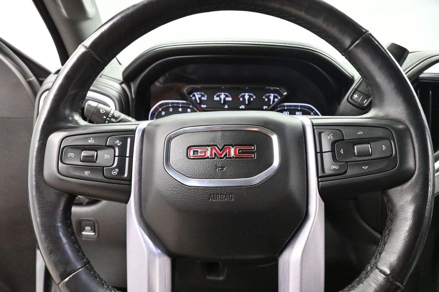 Used 2019 SUMMIT WHITE GMC SLT image 16