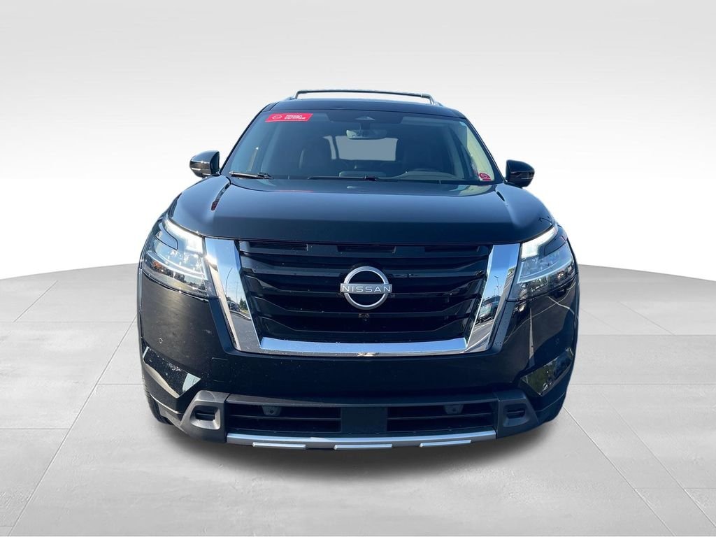 Used 2024 Black Nissan SL image 8