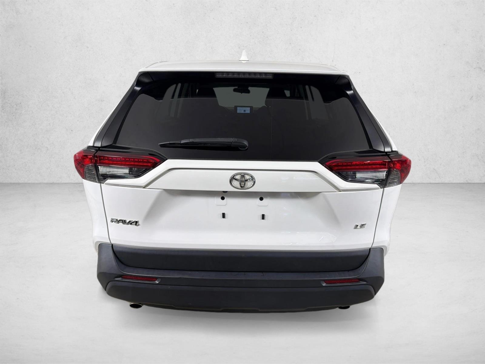 Used 2024 Ice Cap Toyota LE image 4