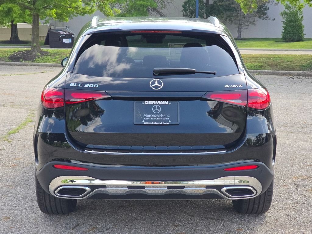 New 2026 Black Mercedes-Benz GLC 300 image 16