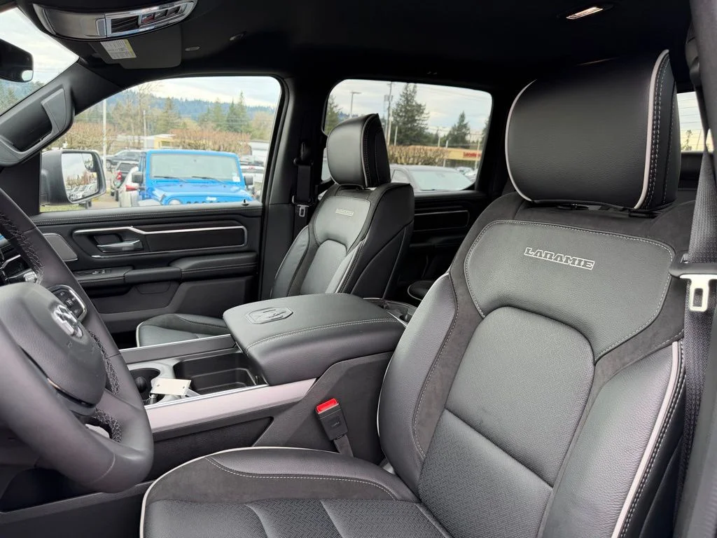 2026 RAM 1500 Laramie - Photo 15