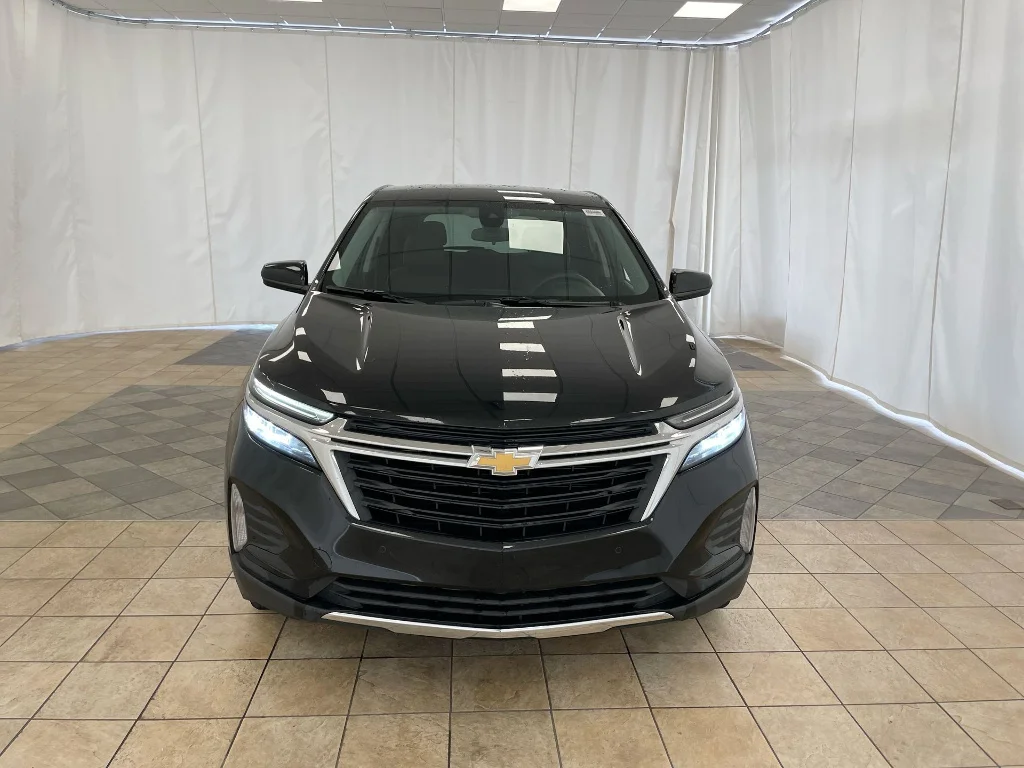 Used 2024 Mosaic Black Metallic Chevrolet LT image 30