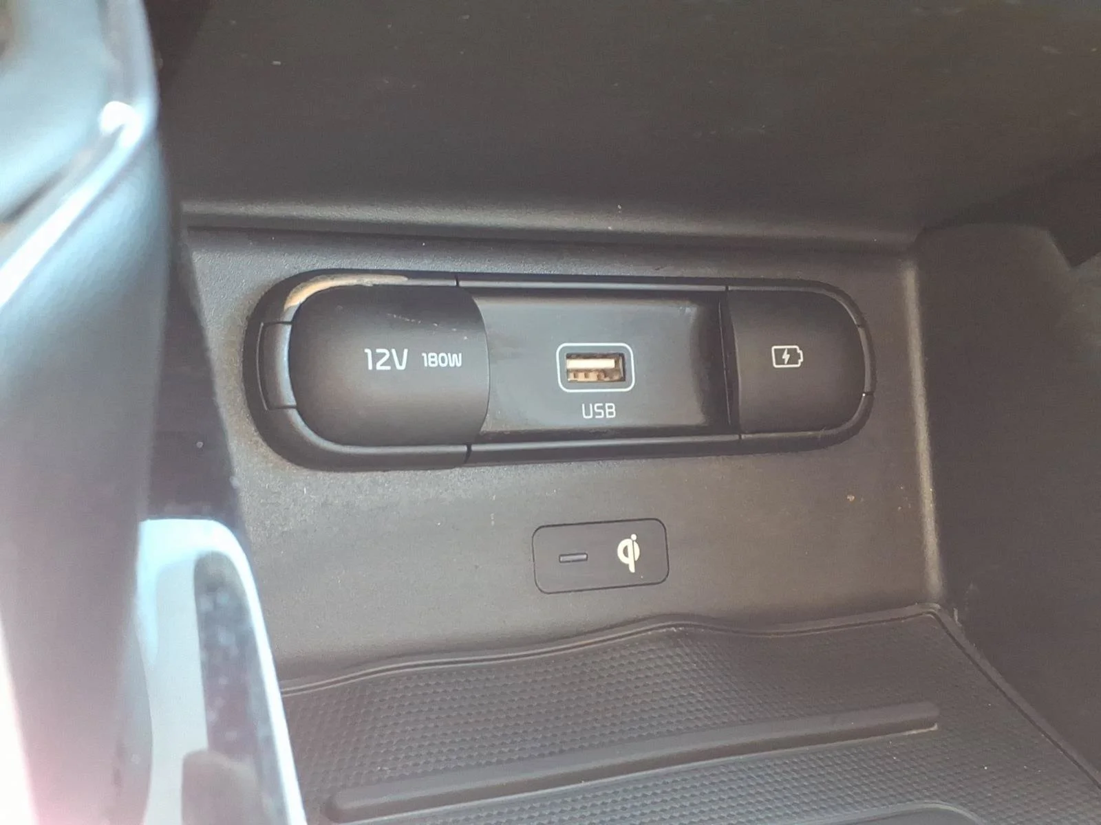 Used 2021 Glacial White Pearl Kia EX image 18
