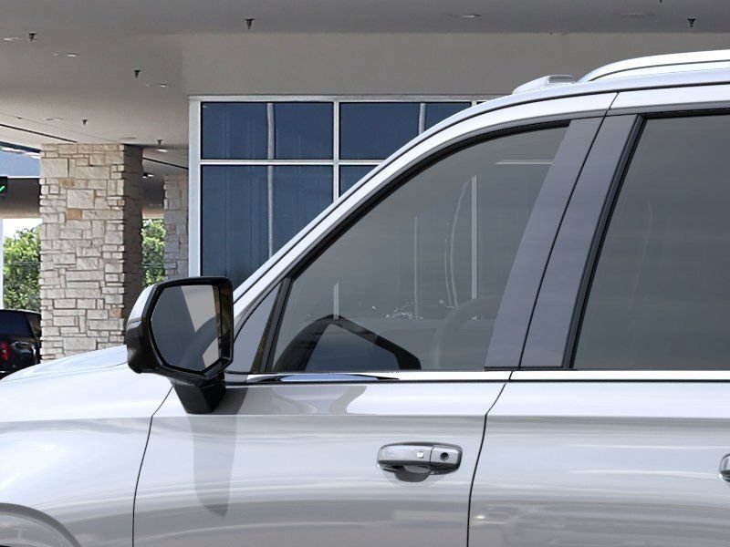 2026 Chevrolet Suburban LT - Photo 12