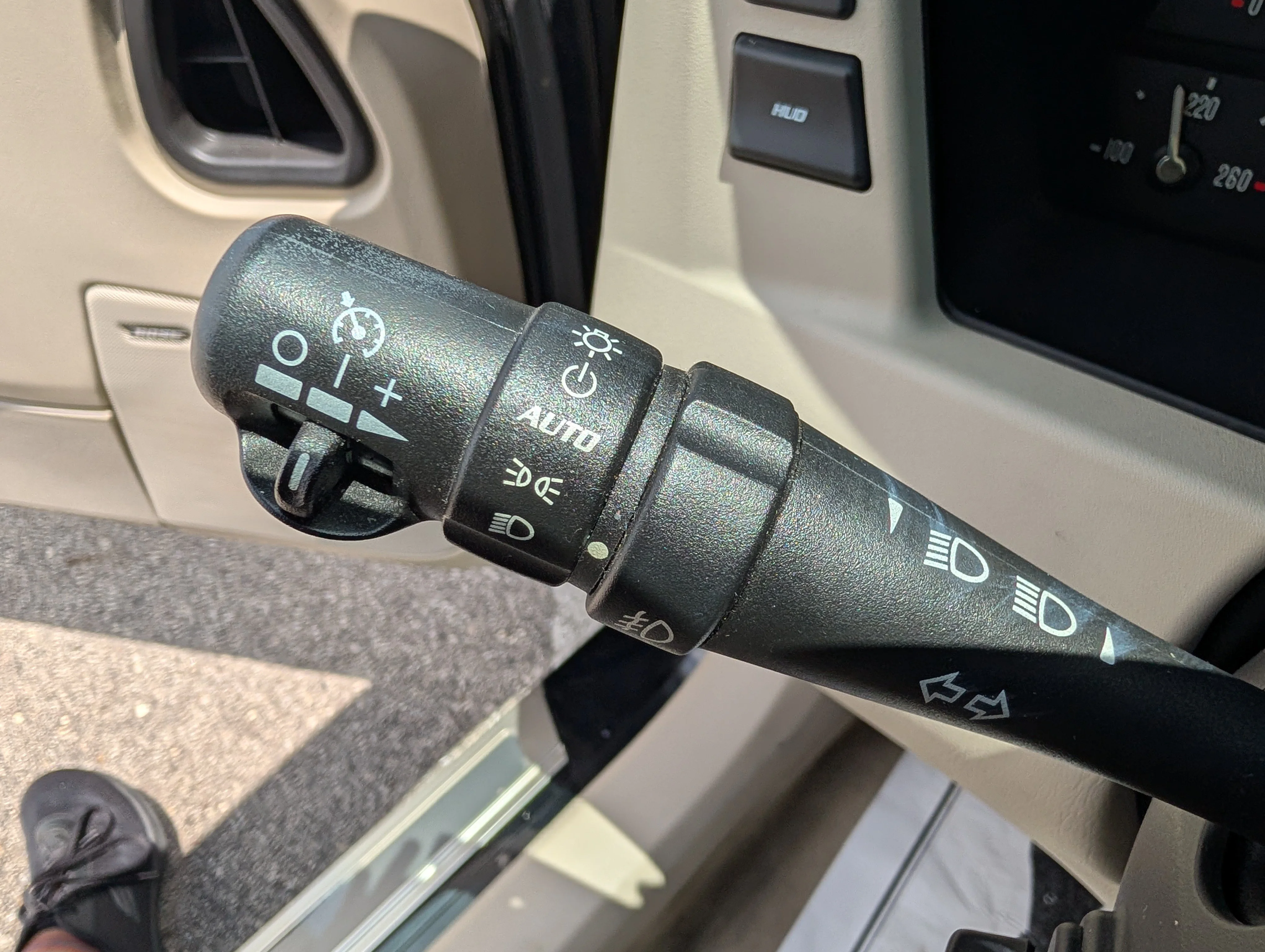 Used 2006 Black Raven Cadillac  image 24