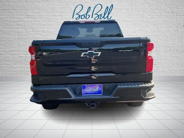 Used 2023 Black Chevrolet Custom image 5