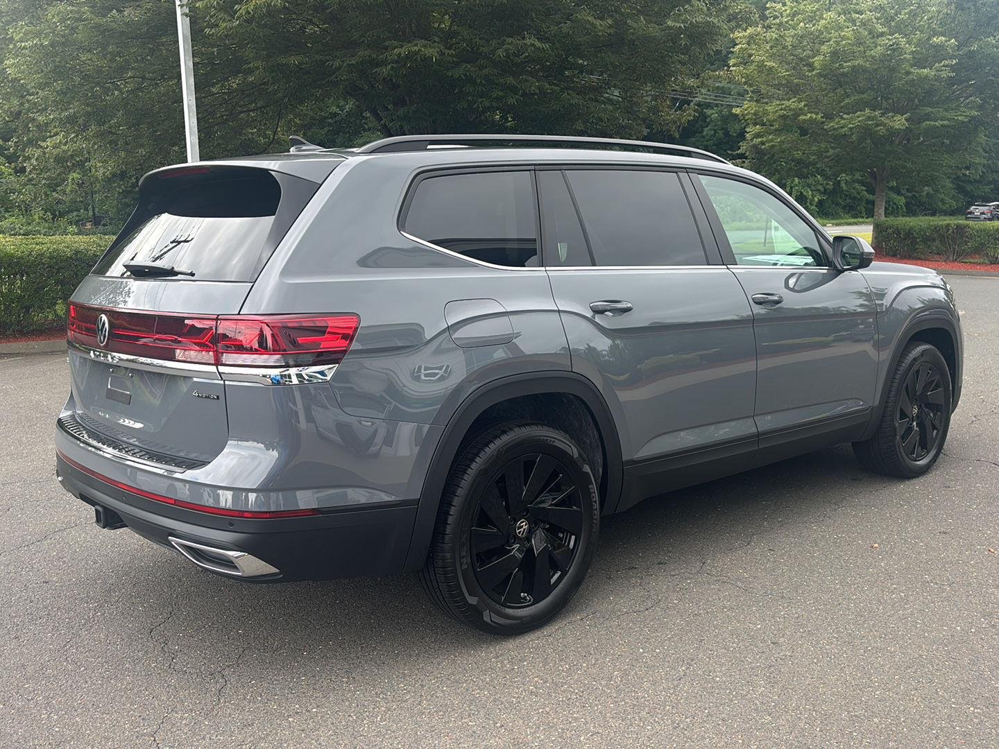 New 2026 Pure Gray Volkswagen 2.0T SE w/Technology image 5