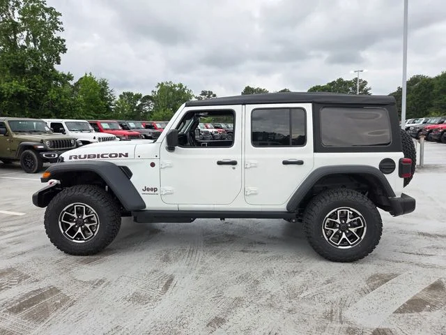 New 2026 Bright White Clear-Coat Exterior Paint Jeep Rubicon image 4