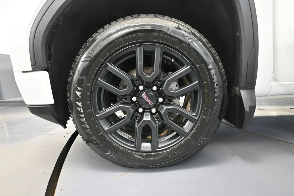 Certified Used 2024 White GMC Elevation image 12