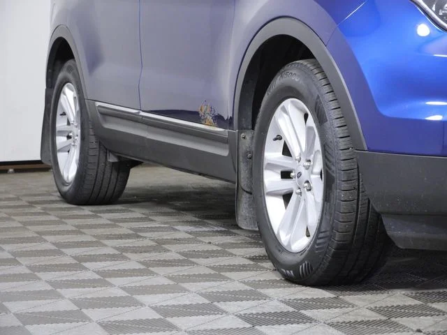 Used 2012 Ford Explorer XLT with VIN 1FMHK8D80CGA44938 for sale in White Bear Lake, Minnesota