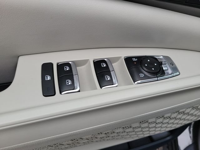 Certified Used 2025 Panthera Metal Kia SX Prestige image 30