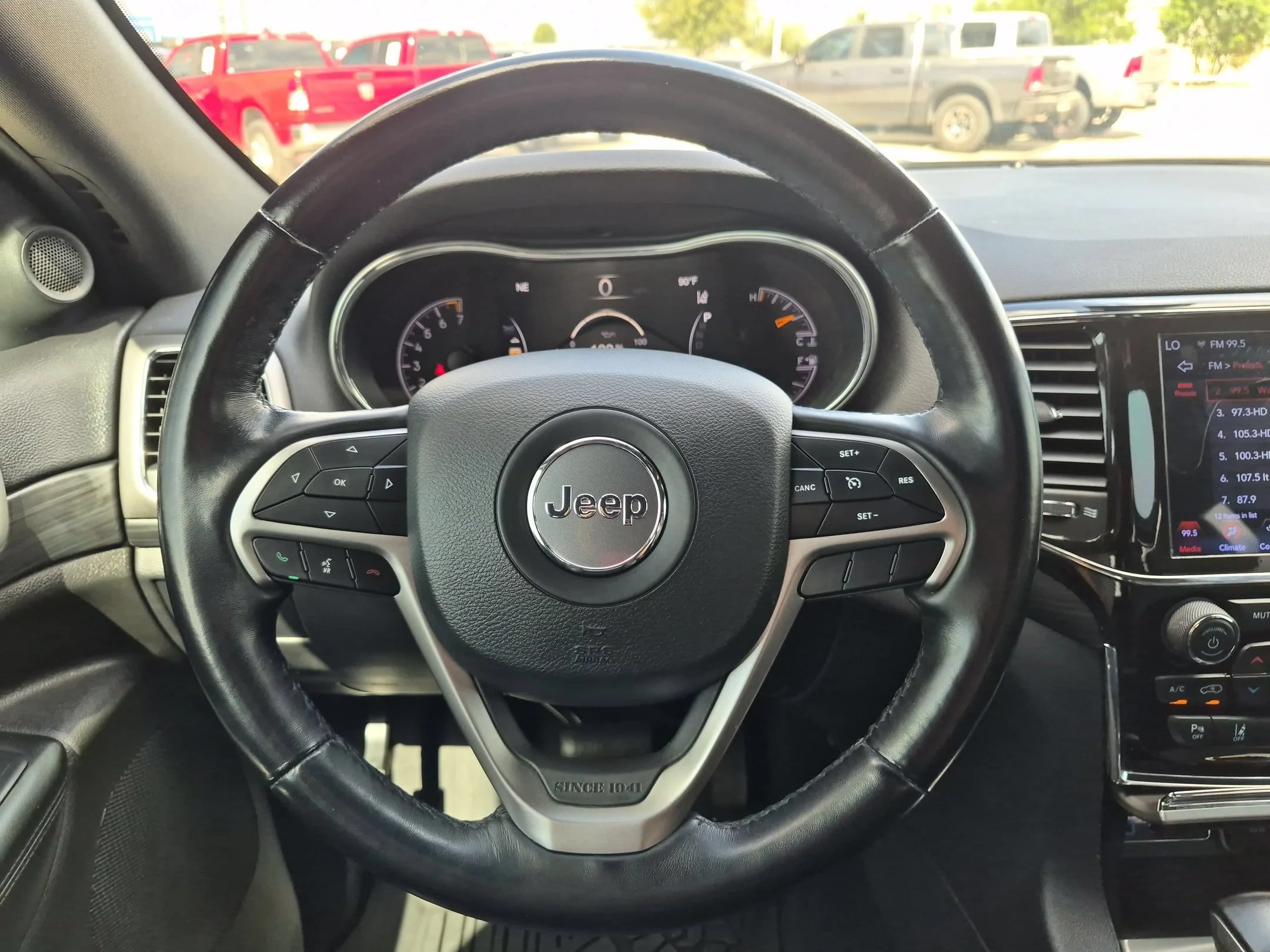 Used 2021 Gray Jeep Laredo X image 14