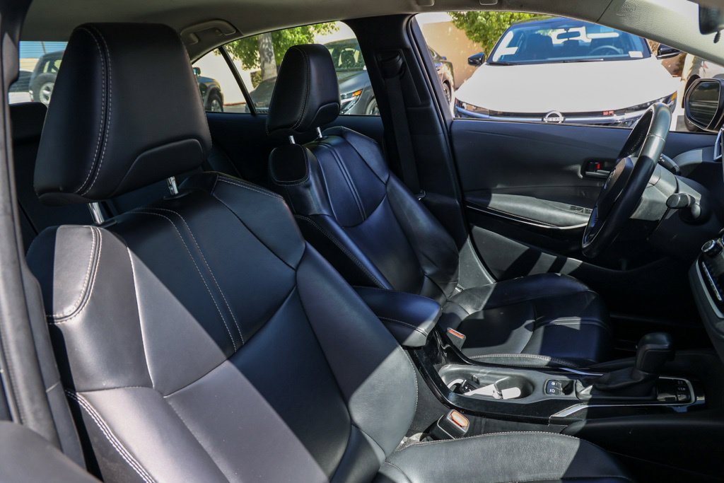 Used 2022  Toyota LE image 20