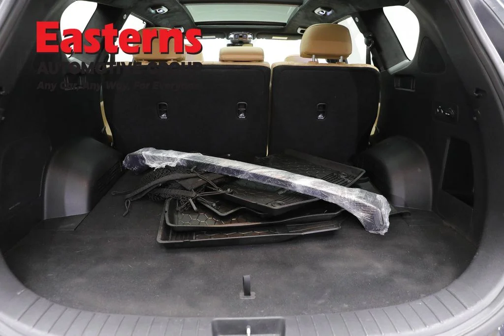 Used 2023 Gray Hyundai Calligraphy image 9