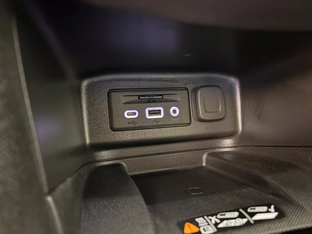 Used 2024 Black Chevrolet Premier image 32