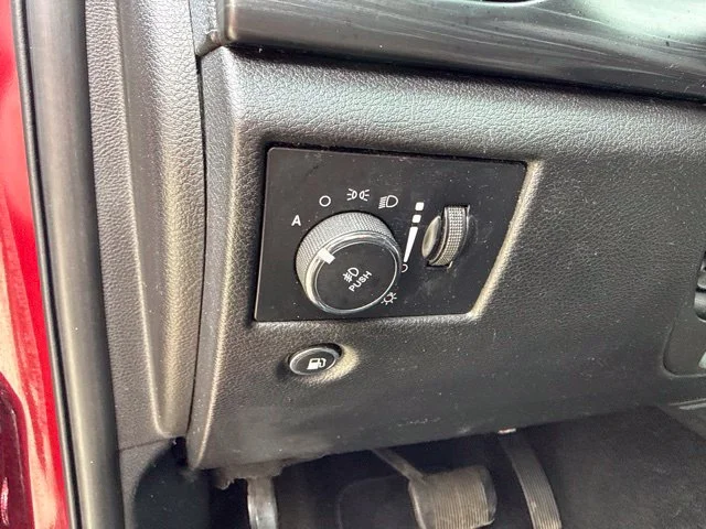 Used 2021 Red Jeep Laredo X image 13