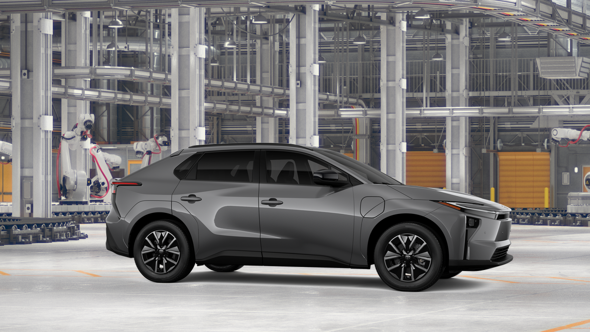 New 2026 Heavy Metal Toyota XLE image 13