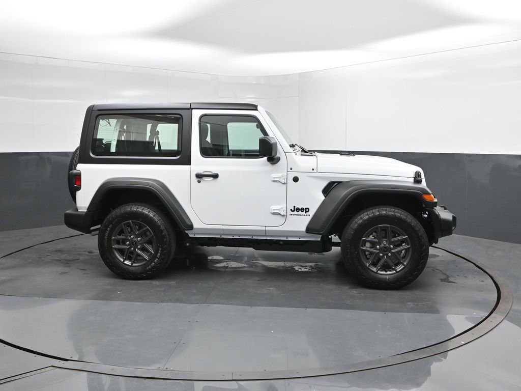 New 2026 Bright White Clear-Coat Exterior Paint Jeep Sport image 11