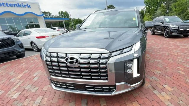 Used 2024 Gray Hyundai Calligraphy image 4