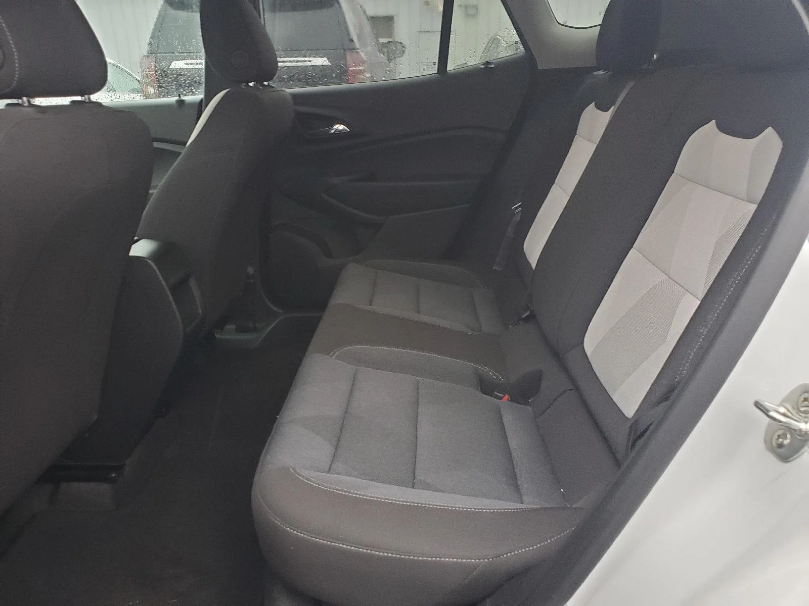 Used 2024 Summit White Chevrolet LS image 6