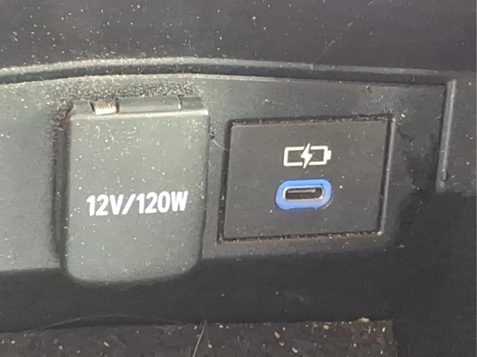 Certified Used 2022  Toyota LE image 18