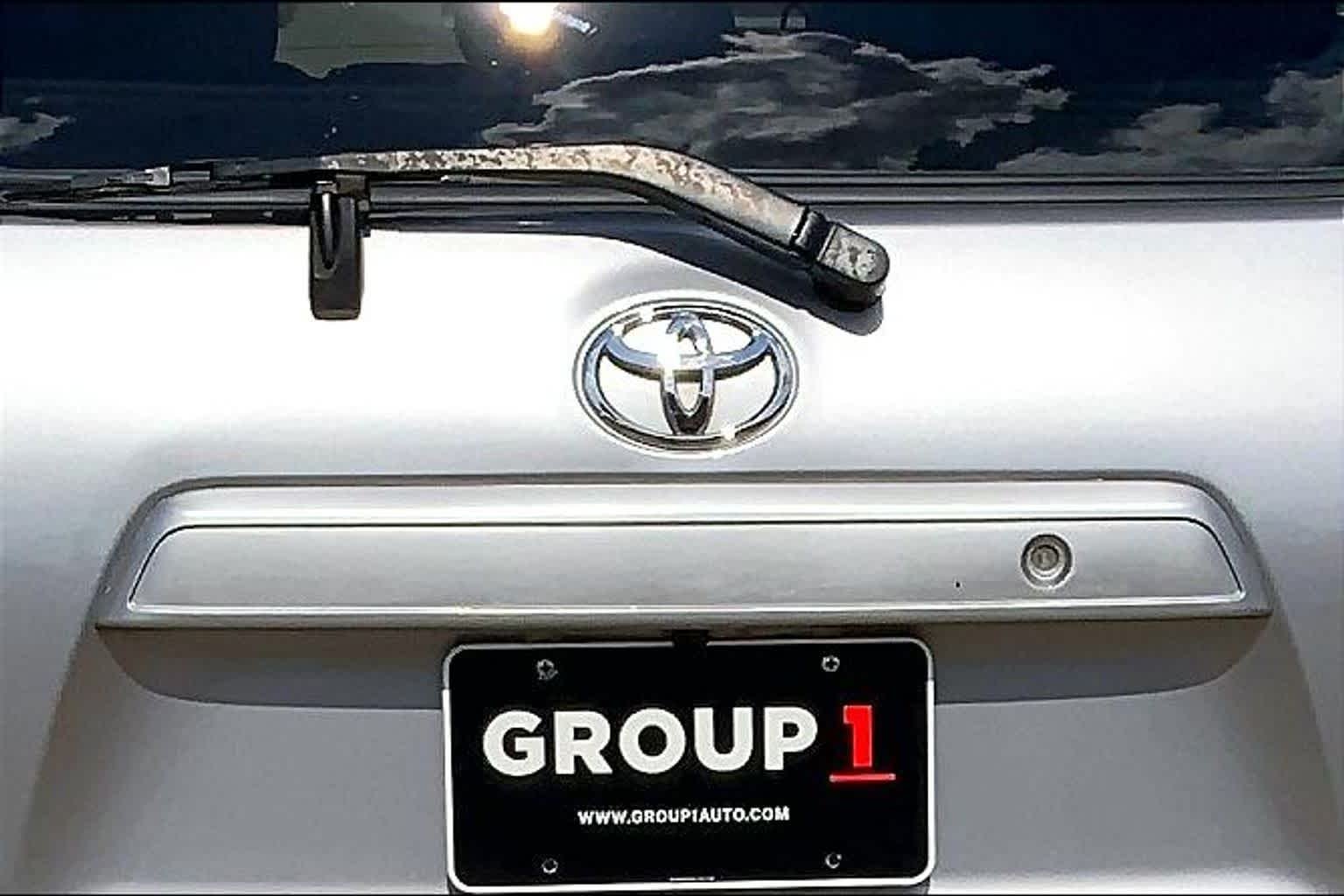 Used 2017 Silver Sky Metallic Toyota SR5 image 31