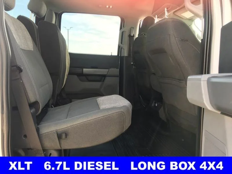 Certified Used 2024 Oxford White Ford XLT image 19