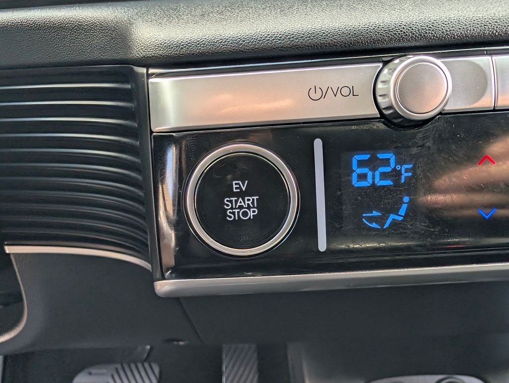 2024 Hyundai IONIQ 5 SE - Photo 27