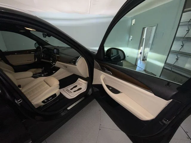 Used 2021 Gray BMW sDrive30i image 25