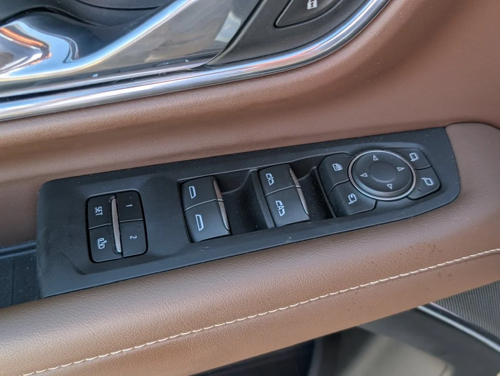 Used 2021 Beige Chevrolet High Country image 18