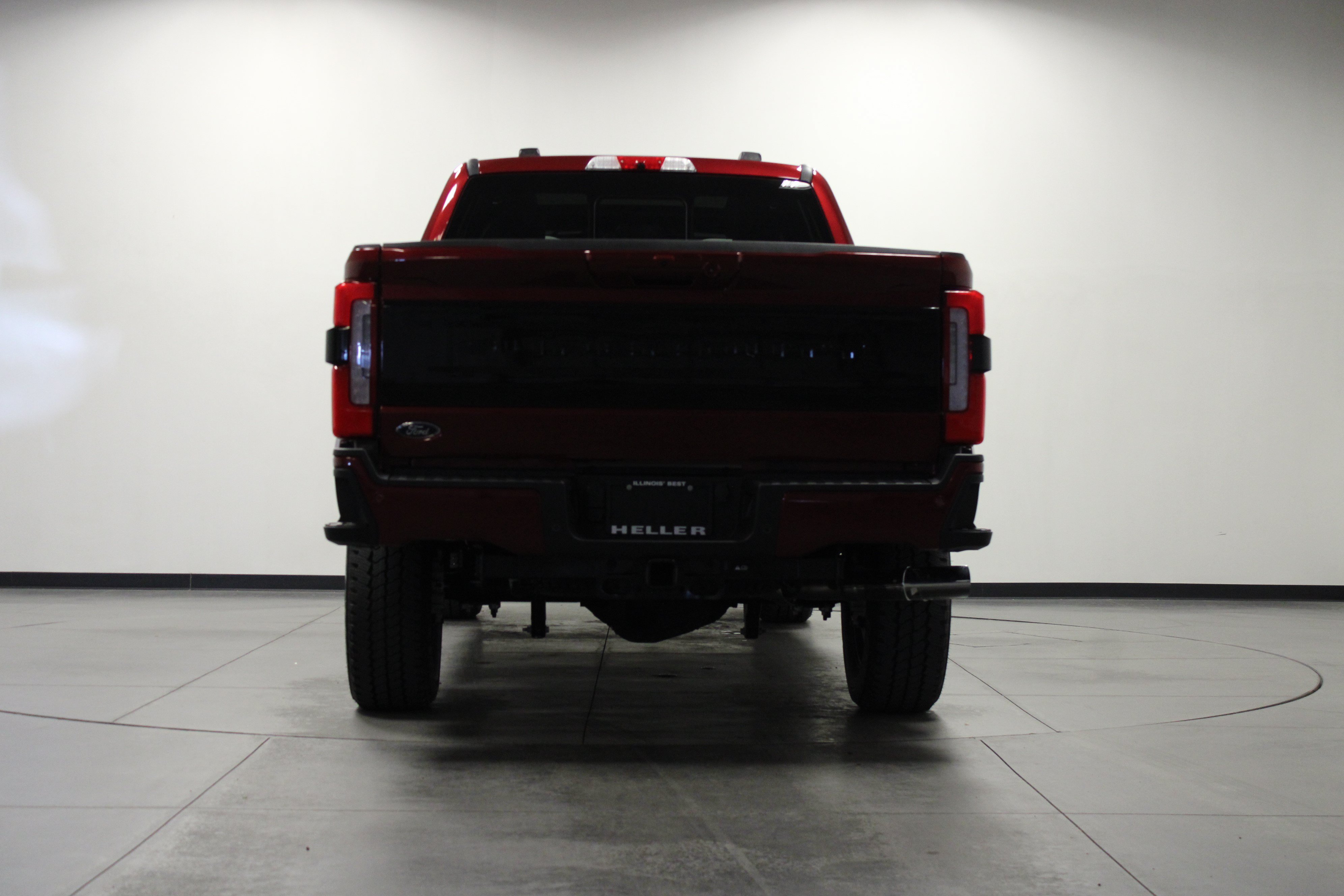 New 2026 Ruby Red Metallic Tinted Clearcoat Ford Platinum image 5