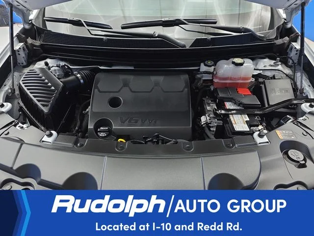 Used 2023 White Chevrolet Premier image 33