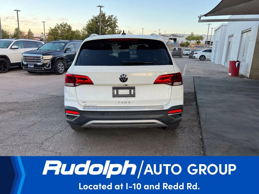 Certified Used 2024 White Volkswagen 1.5T SE image 4