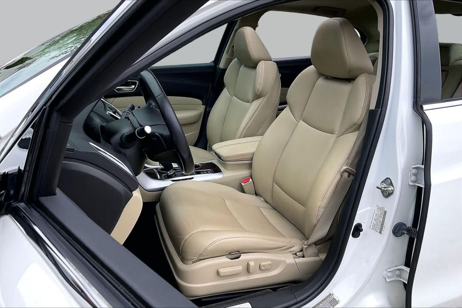 2018 Acura TLX Base - Photo 8
