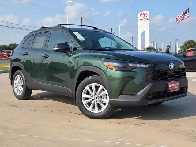 2026 Toyota Corolla Cross LE